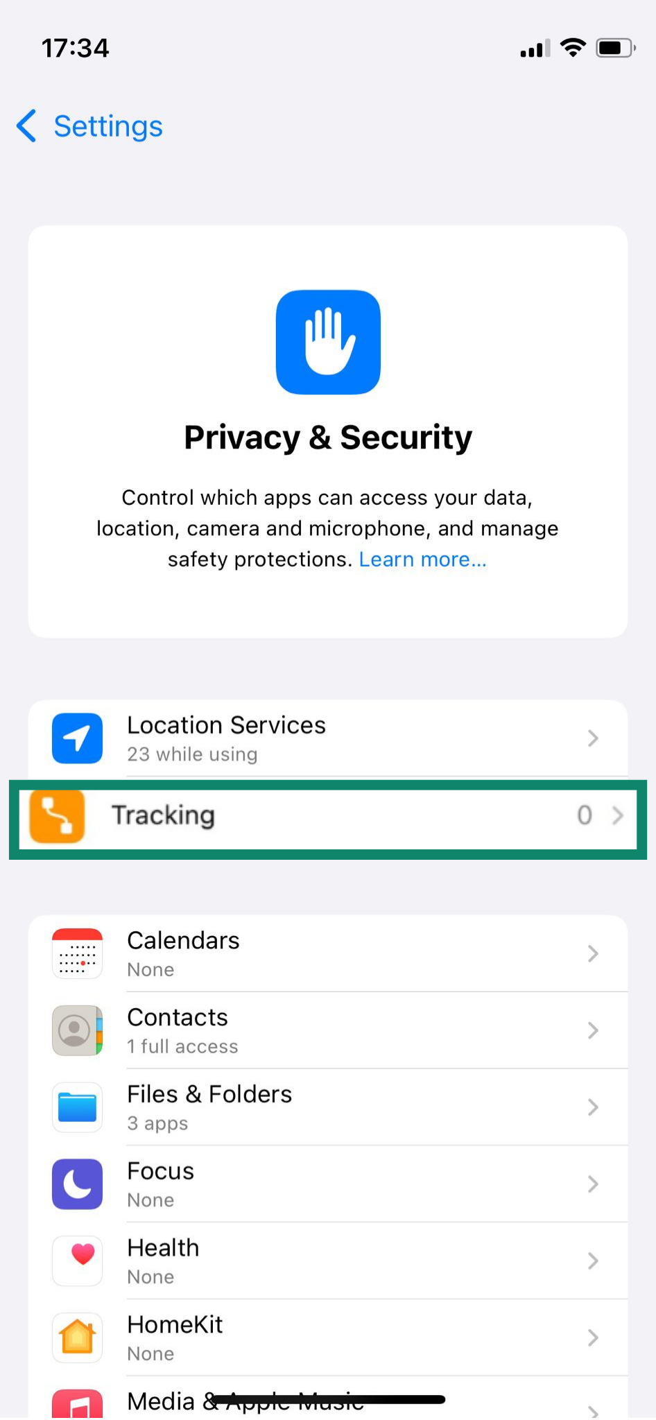 The Privacy & Security settings screen on iPhone, with the Tracking option highlighted.