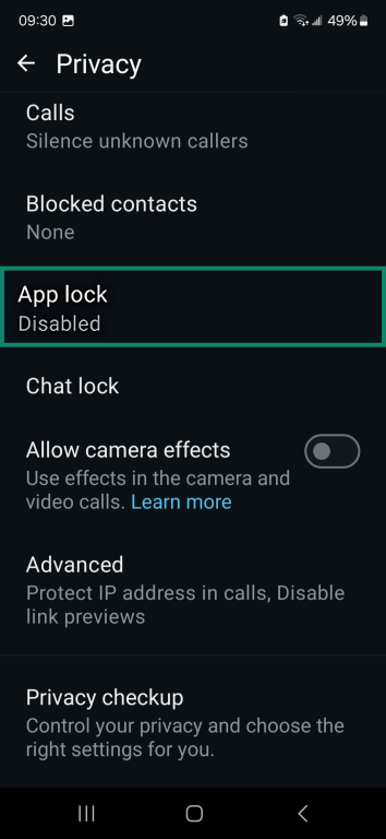 WhatsApp Privacy tab highlighting App Lock.